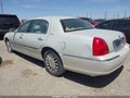 Photo 3 of 12 — 2005 Lincoln Town Car