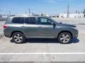 Photo 13 of 16 — 2012 Toyota Highlander