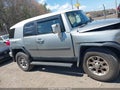 Photo 13 of 16 — 2011 Toyota FJ Cruiser