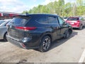 Photo 4 of 16 — 2022 Toyota Highlander