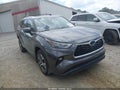 Photo 1 of 16 — 2020 Toyota Highlander Hybrid