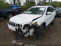 Photo 2 of 16 — 2019 Jeep Cherokee
