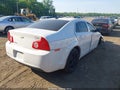 2012 Chevrolet Malibu — photo 4 of 11 | VIN 1G1ZB5E08CF255464
