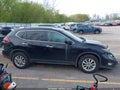 Photo 14 of 17 — 2017 Nissan Rogue