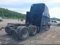 Photo 4 of 13 — 2016 Freightliner Cascadia 125