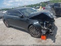 Photo 1 of 17 — 2017 Kia Cadenza