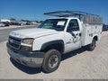 Photo 2 of 17 — 2005 Chevrolet Silverado 2500