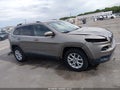 Photo 13 of 16 — 2016 Jeep Cherokee