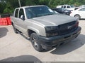 Photo 1 of 12 — 2005 Chevrolet Avalanche