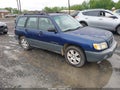 2002 Subaru Forester — photo 1 of 11 | VIN JF1SF63542G707653
