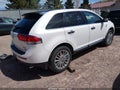 Photo 4 of 17 — 2011 Lincoln MKX