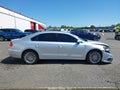 Photo 14 of 17 — 2016 Volkswagen Passat