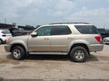 Photo 14 of 16 — 2001 Toyota Sequoia