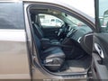 Photo 5 of 16 — 2010 Chevrolet Equinox