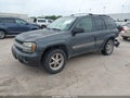 Photo 2 of 18 — 2004 Chevrolet Trailblazer