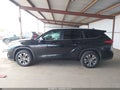 Photo 14 of 16 — 2023 Toyota Highlander
