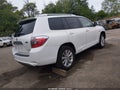 2008 Toyota Highlander Hybrid — photo 4 of 18 | VIN JTEEW44A382018857