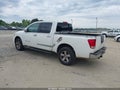 Photo 3 of 17 — 2005 Nissan Titan