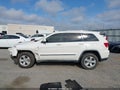 Photo 15 of 17 — 2012 Jeep Grand Cherokee