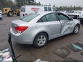 Photo 4 of 16 — 2011 Chevrolet Cruze