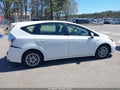 Photo 13 of 17 — 2014 Toyota Prius V