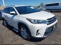 Photo 1 of 16 — 2017 Toyota Highlander