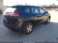 Photo 4 of 17 — 2016 Jeep Cherokee