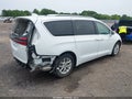 2021 Chrysler Pacifica — photo 4 of 22 | VIN 2C4RC1BG0MR539518