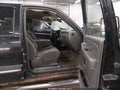 Photo 5 of 17 — 2004 Chevrolet Silverado 2500