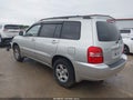 Photo 3 of 11 — 2003 Toyota Highlander
