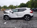 Photo 14 of 16 — 2020 Volvo XC40