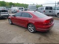 Photo 3 of 16 — 2015 Volkswagen Passat