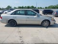 Photo 13 of 16 — 2003 Toyota Avalon