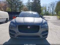 Photo 12 of 19 — 2017 Jaguar F-Pace