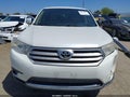 Photo 13 of 17 — 2012 Toyota Highlander