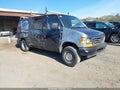 Photo 1 of 11 — 2002 Ford E-350