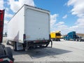 Photo 14 of 17 — 2003 International 4000-Series