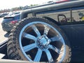 Photo 12 of 18 — 2006 Hummer H2