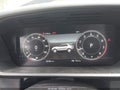 Photo 7 of 16 — 2020 Land Rover Discovery