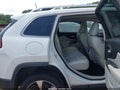 Photo 8 of 16 — 2019 Jeep Cherokee