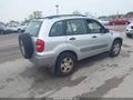 Photo 4 of 11 — 2004 Toyota RAV4