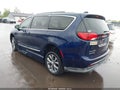 Photo 3 of 17 — 2018 Chrysler Pacifica