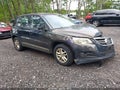 Photo 1 of 11 — 2011 Volkswagen Tiguan