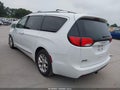 Photo 3 of 17 — 2018 Chrysler Pacifica
