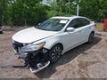 Photo 2 of 16 — 2016 Nissan Altima