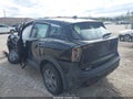 Photo 3 of 16 — 2026 Nissan Kicks