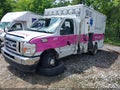 Photo 2 of 24 — 2022 Ford E-350