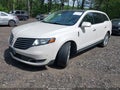 Photo 2 of 16 — 2019 Lincoln MKT