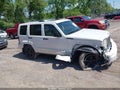 Photo 13 of 16 — 2009 Jeep Liberty