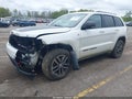 Photo 2 of 16 — 2017 Jeep Grand Cherokee